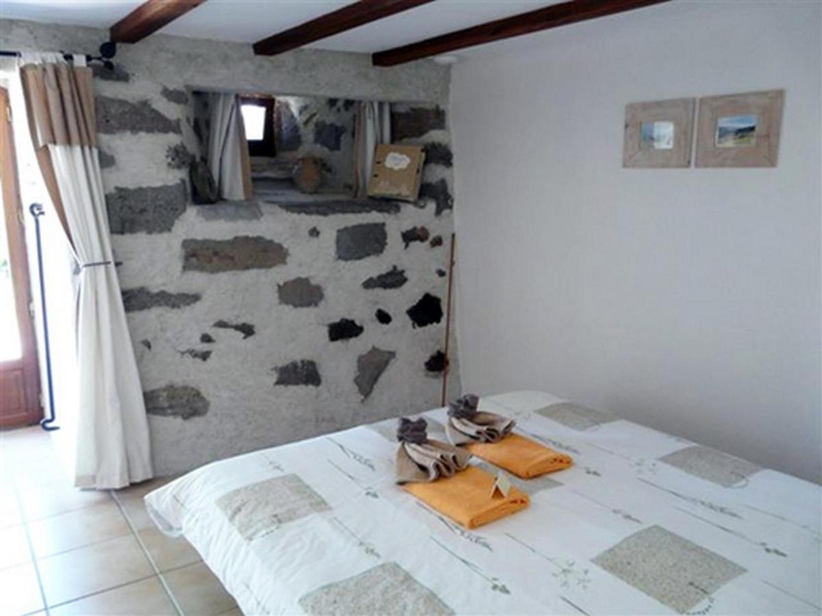 Chambre D'Hotes Grange De La Bastide Laveissiere ภายนอก รูปภาพ