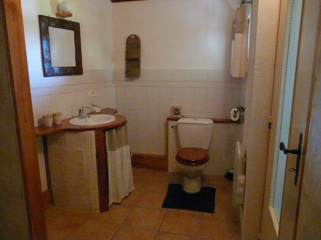 Chambre D'Hotes Grange De La Bastide Laveissiere ภายนอก รูปภาพ